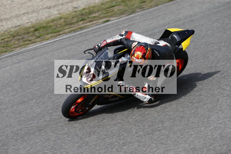 /10 20.04.2026  Pluess Moto Sport ADR/Freies Fahren/76